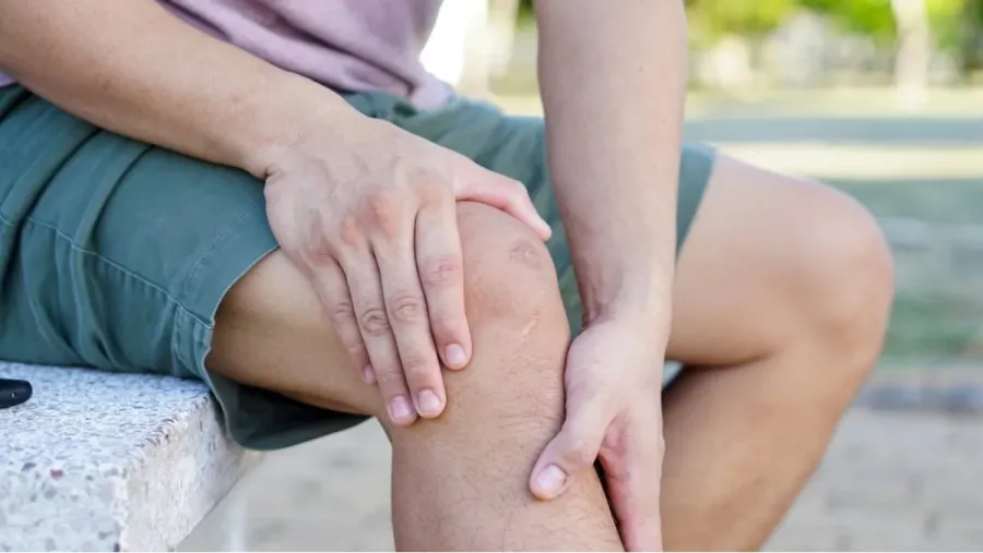 Cuál es el poderoso ejercicio que reduce el dolor de rodillas y la artritis