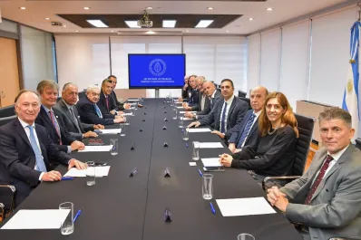 El Secretario de Trabajo recibió a un grupo de empresarios para discutir la reforma laboral