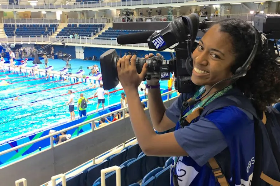 LAS TRABAJADORAS DE LOS JJOO. Mujeres camarógrafas del equipo oficial de cobertura de los Juegos Olímpicos./Foto: Comité Olímpico Internacional