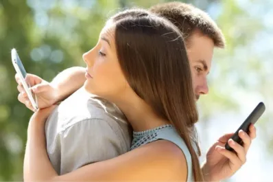 Infidelidad en la pareja: qué factores influyen y cómo se explica desde la psicología