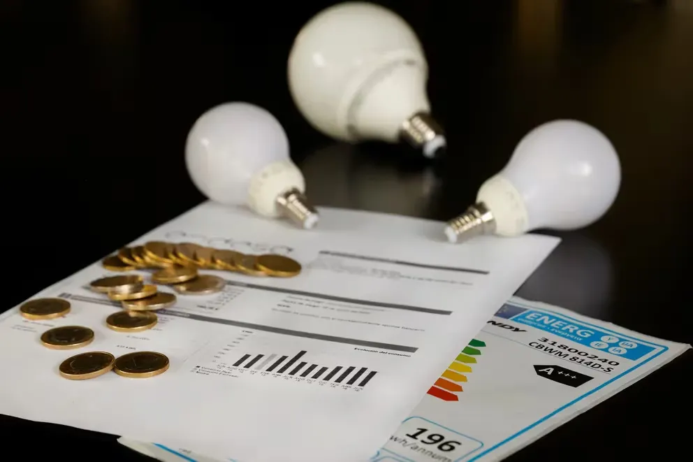 Ahorro de luz: en qué consisten los focos inteligentes que reducen el gasto de energía eléctrica