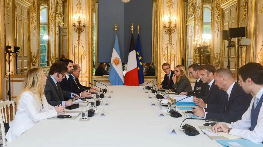 La reunión entre Javier Milei y Emmanuel Macron. Foto Presidencia