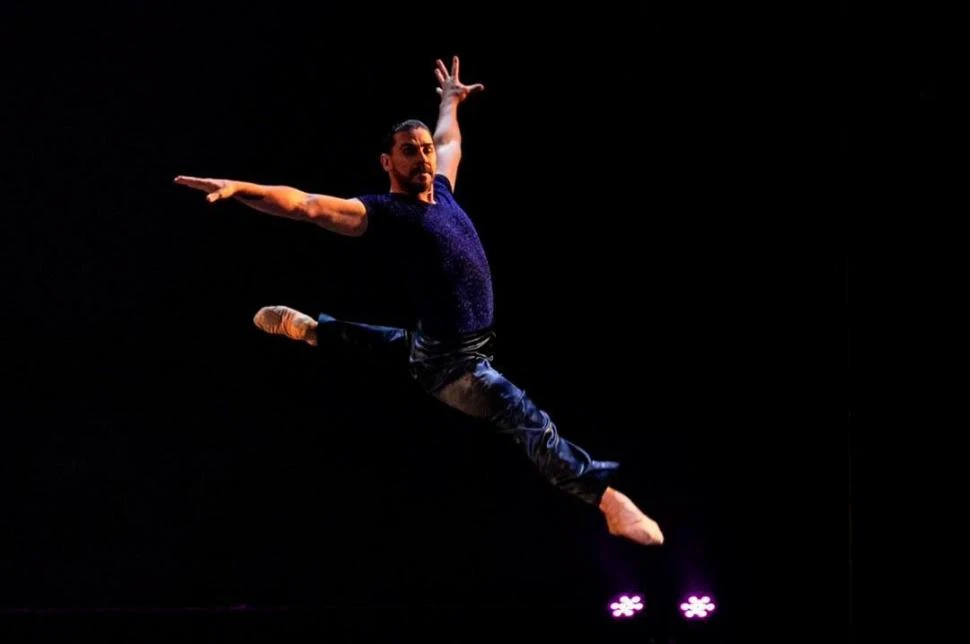 TANGO PARA VOLAR. Piquín hace gala de su sólida formación y de trayectoria en la danza.