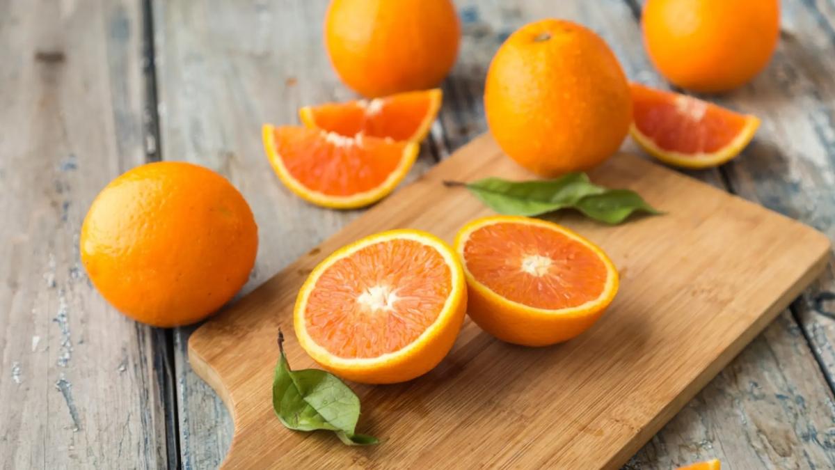 Las naranjas aportan grandes cantidades de calcio.