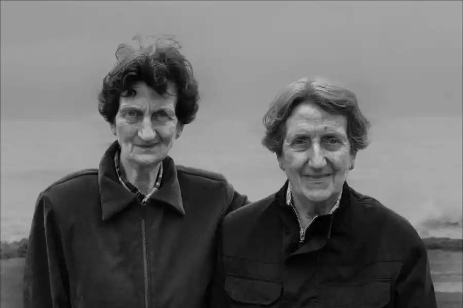 HISTORIAS DE VIDA. “Las hermanas Pepe” ganó el Primer Premio en la categoría Individual y es un trabajo de Mirta Rosa Steinberg.