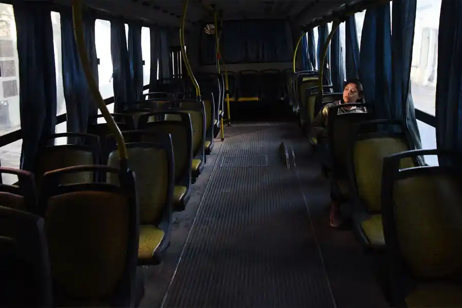 MANTENIMIENTO. Las quejas de los usuarios por el estado de los colectivos y las frecuencias son pan de cada día en Tucumán.