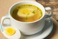 Cómo hacer caldo de huevo casero para bajar de peso y sentirte mejor