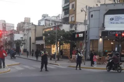 Por una protesta estudiantil, cortaron el tránsito en 25 de Mayo al 400