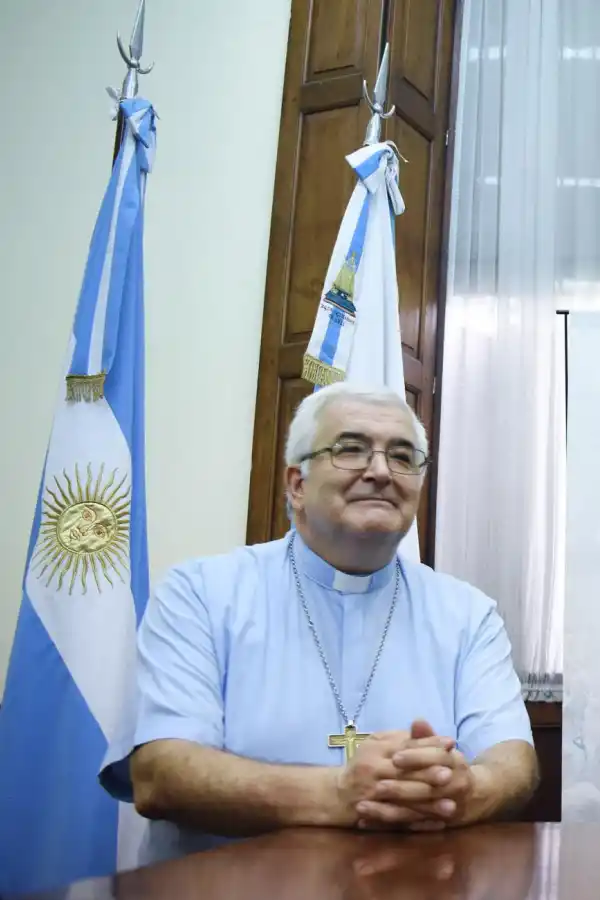 CONSENSO. El arzobispo pidió a la política pensar en el bien común.