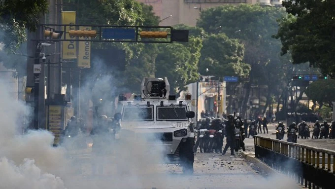 CIUDAD EN CAOS. Desde el inicio de las protestas y de la represión, Caracas está casi paralizada, con comercios cerrados y escaso transporte público.