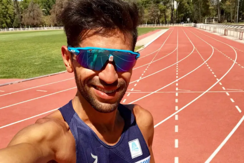 ¿Cómo empieza un cáncer intestinal? Este fue el primer síntoma que notó un joven deportista que pudo recuperarse