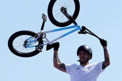 El imperdible cruce entre “Maligno” Torres y Tagliafico: “¿Sos vos el real?”