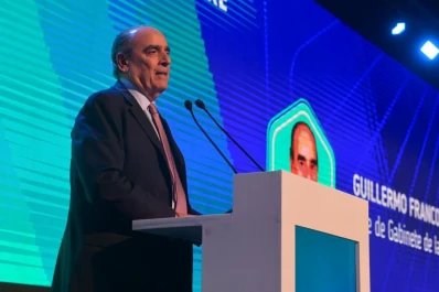 Francos salió al cruce de Macri, tras sus críticas