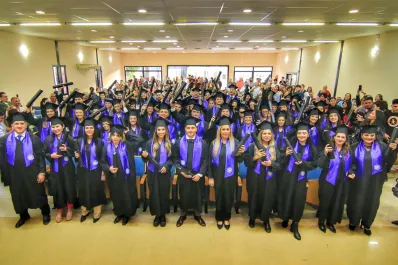 La Universidad de San Pablo-T lleva entregados más de mil títulos