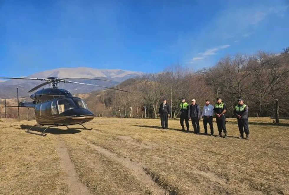 Osvaldo Jaldo recorrió las zonas comprometidas por los incendios forestales