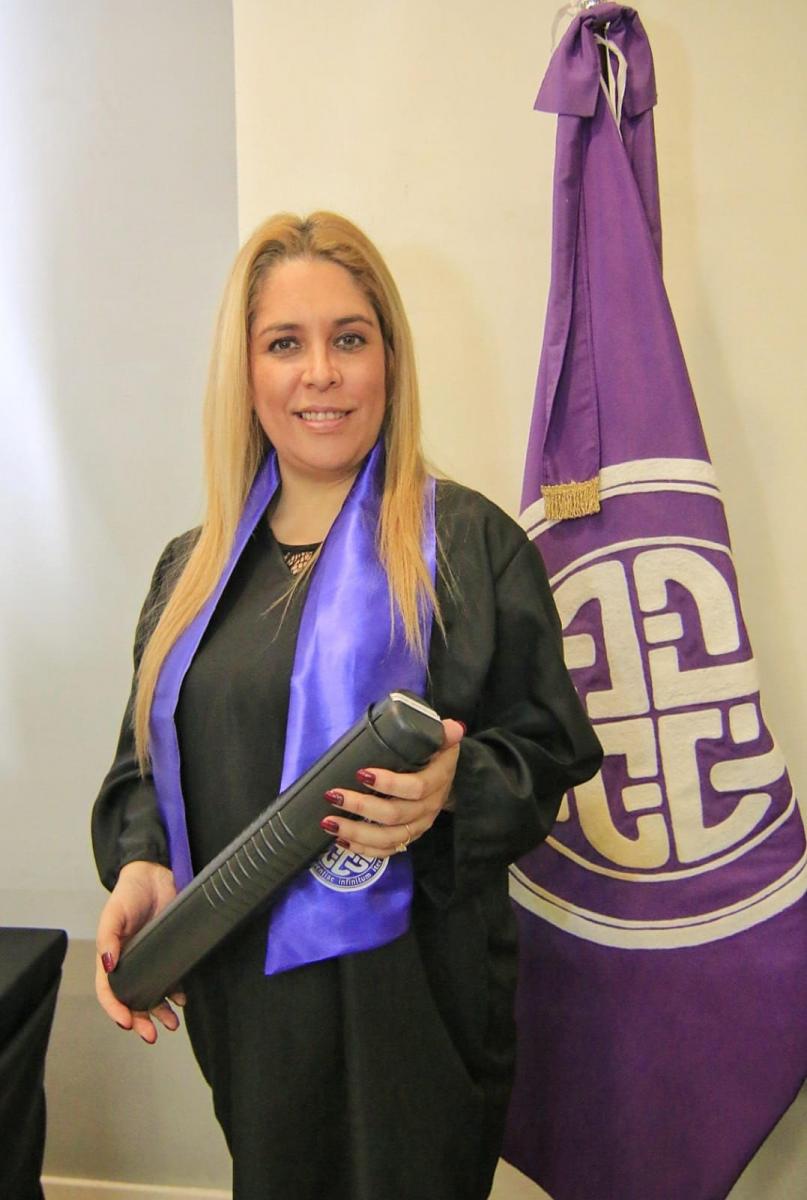 María del Carmen Molina estudió desde Paraguay.