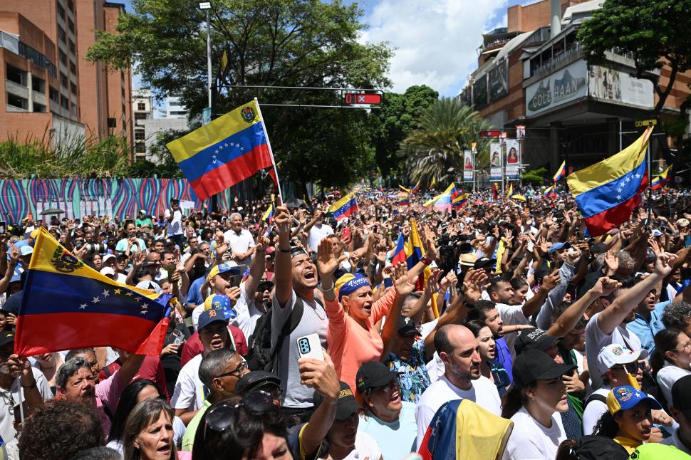 Masivas marchas por las calles de Venezuela