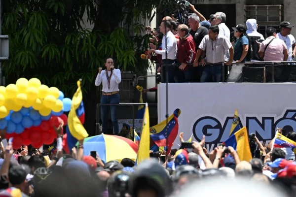 Masivas marchas por las calles de Venezuela