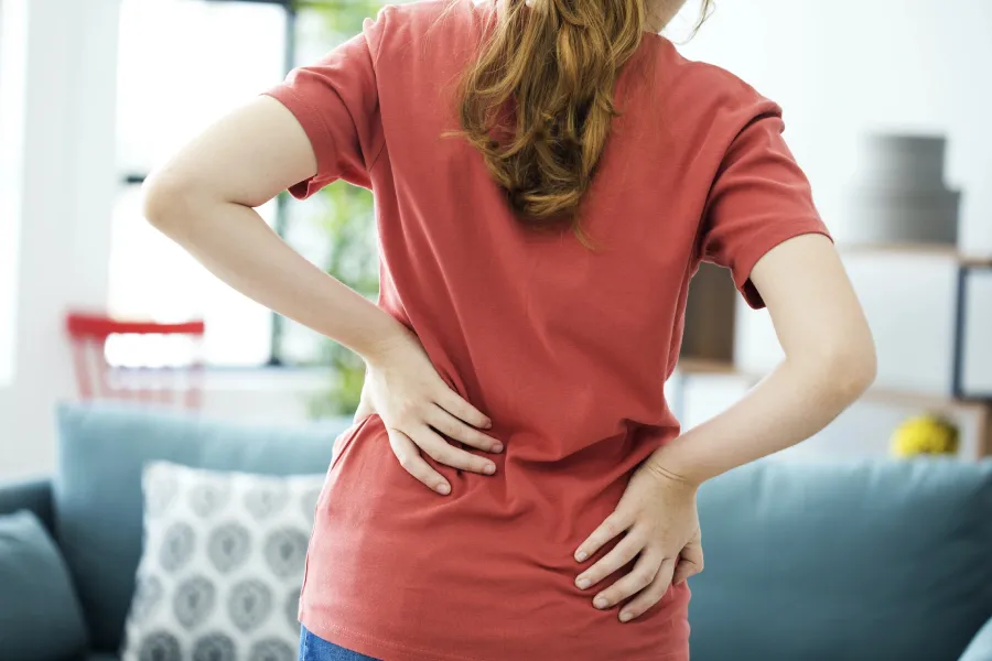Cuál es el tipo de cáncer “raro” que tiene al dolor de espaldas como principal síntoma