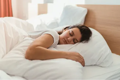 Qué significa soñar con un bebé y verle su cara, según los especialistas