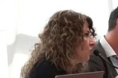 Condenan a tres policías por un violento robo