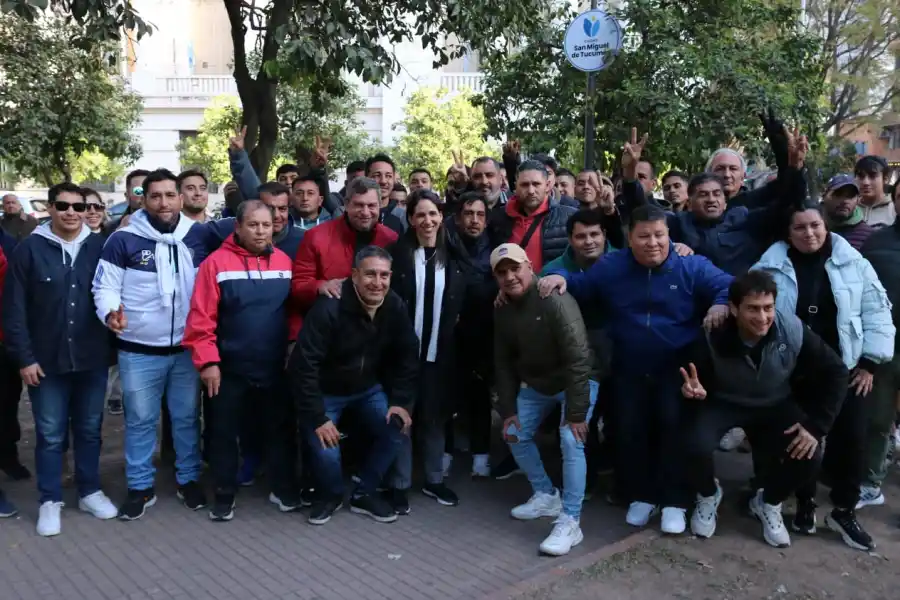 Un grupo de personas salió a la calle para pedir la libertad de José Alperovich