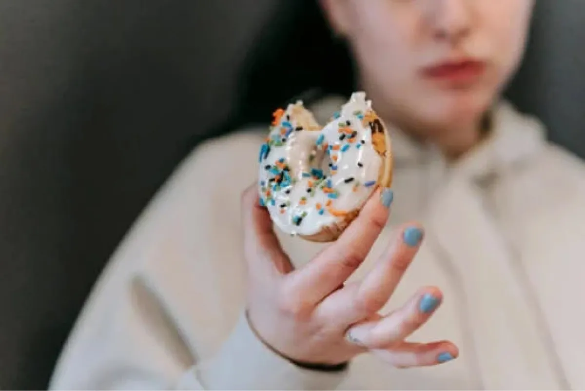 Caundo estamos bajos de ánimo deseamos comer dulce.