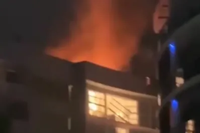 Australia: un helicóptero cayó sobre un hotel