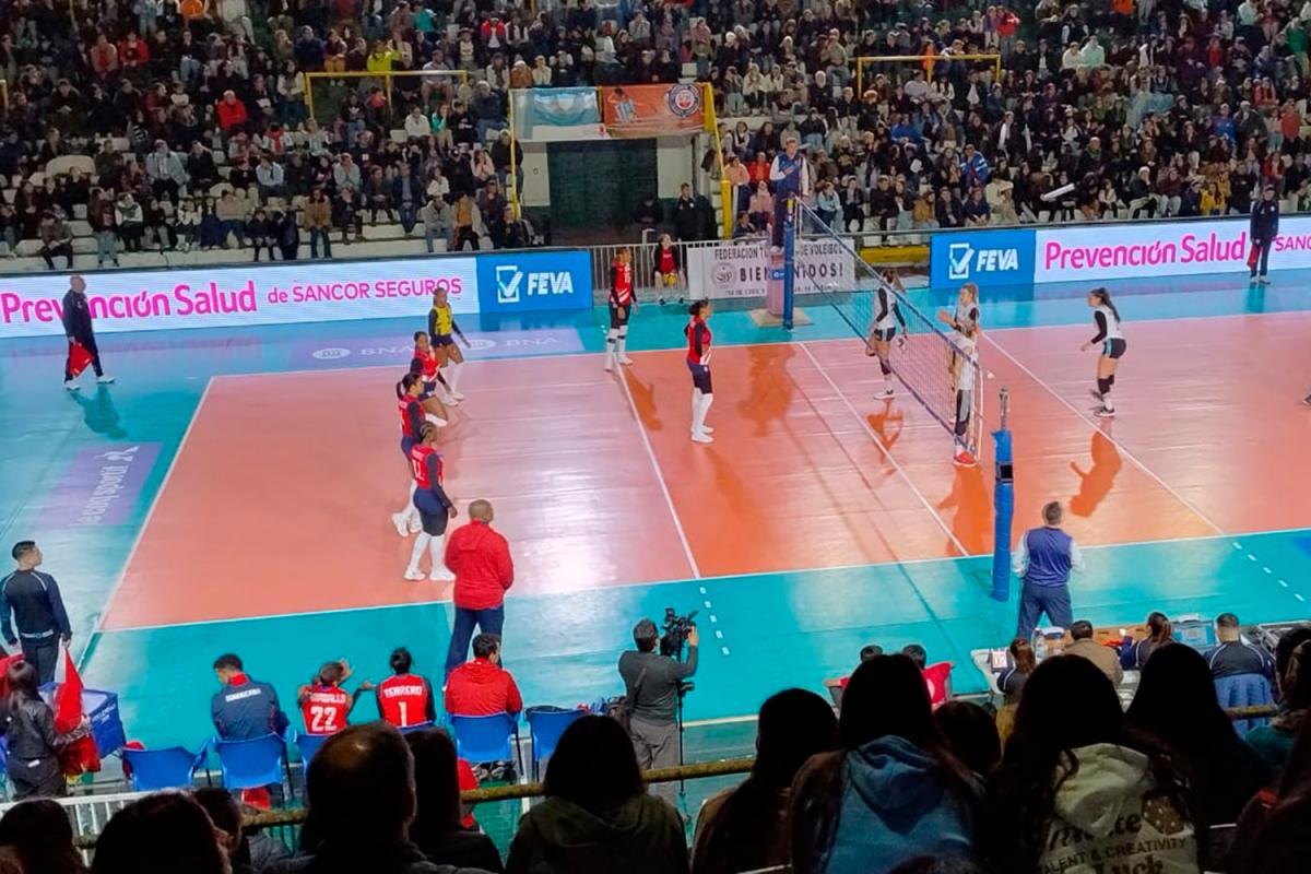  Prevención Salud, la prepaga de SANCOR SEGUROS, sponsor de la selección femenina de vóley. 