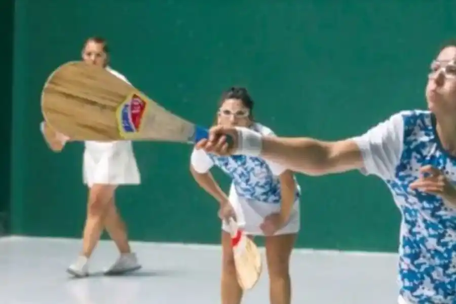 Es tucumana, bicampeona panamericana y distribuye su tiempo entre la maternidad y el alto rendimiento