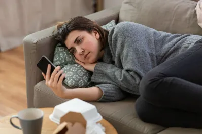 Un estudio de Harvard analiza el doomscrolling, el hábito de mirar videos sin parar