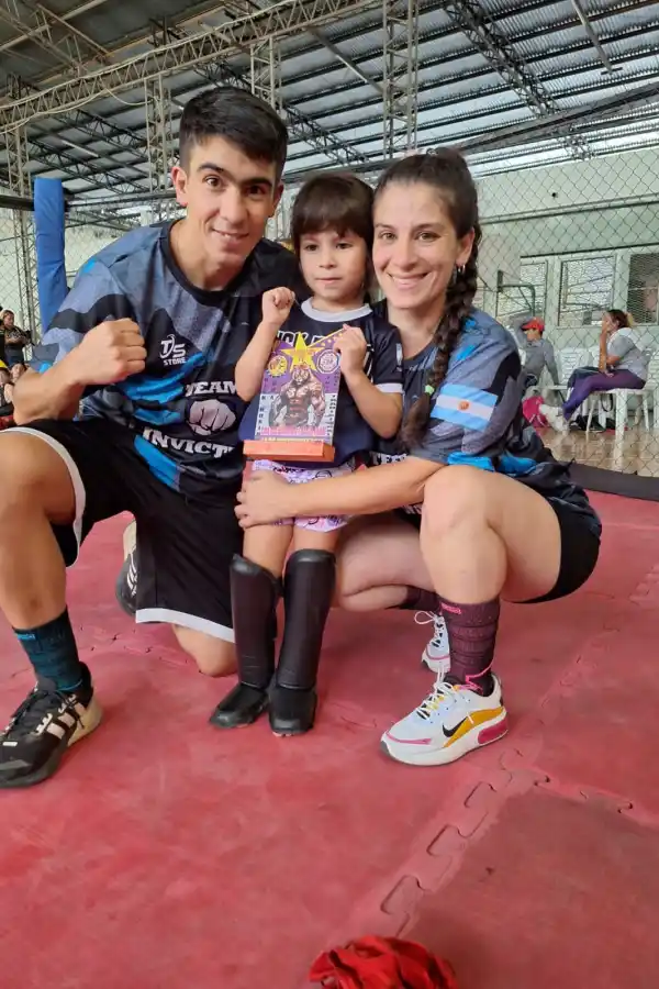 Luchadores de todas las edades listos para el Invictus Fight II en Huracán BB
