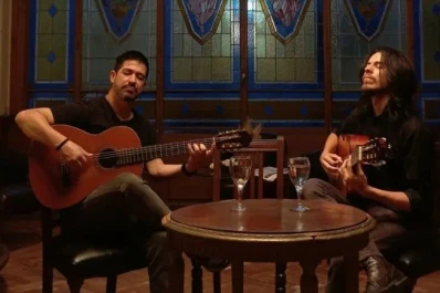 Doce cuerdas para expresar la música del mundo en CiTá