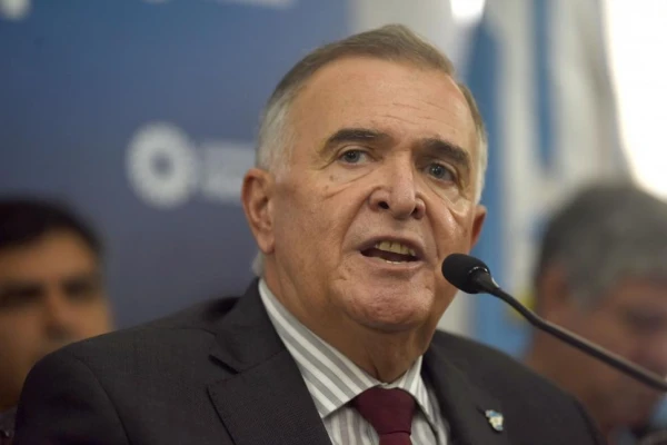 El cerrojo a la cordobesa que diseña Jaldo para el PJ tucumano