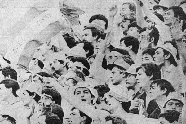 Hace 36 años miles de hinchas se agolparon en Resistencia para presenciar el histórico ascenso de San Martín contra Chaco For Ever