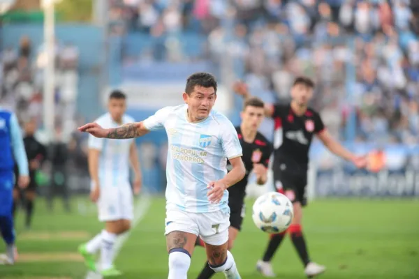 El torneo es largo, pero si hay que soñar, lo haremos, dijo Luis Miguel Rodríguez