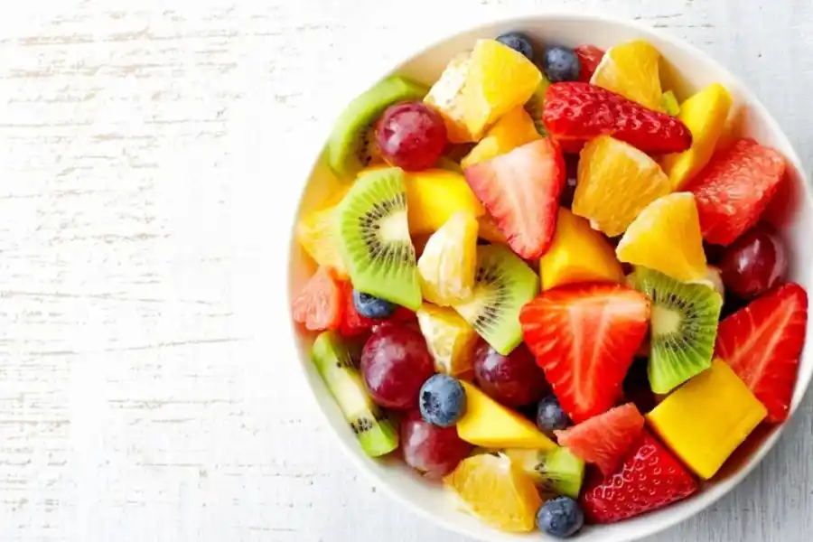 ¿Por qué la fruta puede mejorar la salud de nuestro corazón y riñones?