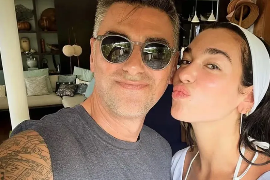 Dua Lipa junto a su papá