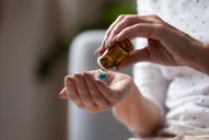 Qué no comer ni tomar cuando se consumen antibióticos: los alimentos que pueden afectar el tratamiento