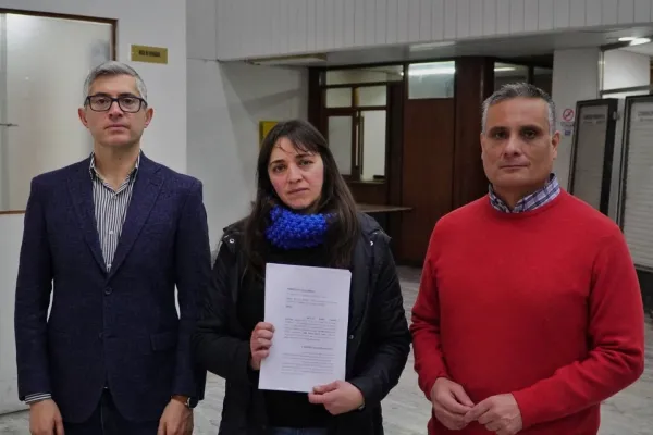 Demandan a la SAT por no cumplir una resolución que ordena brindar agua a una vecina