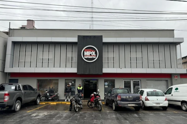 Con Mipol Repuestos, subís a tu auto con tranquilidad y seguridad