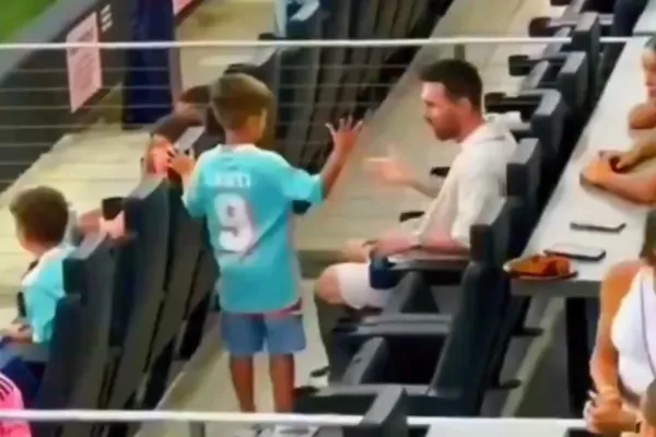 El hijo de Luis Suárez no saludó a Lionel Messi en el estadio del Inter Miami: ¿Qué le dijo su mamá?