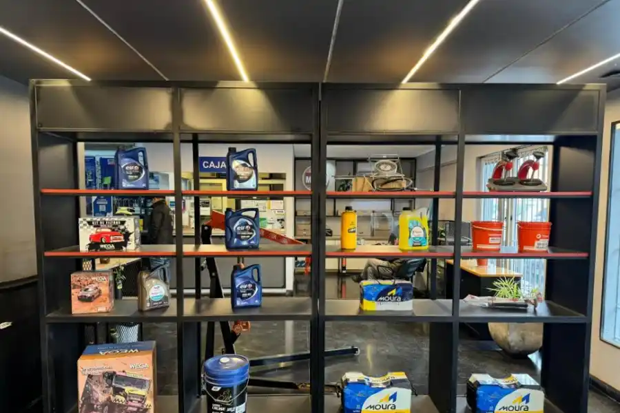 Con Mipol Repuestos, subís a tu auto con tranquilidad y seguridad