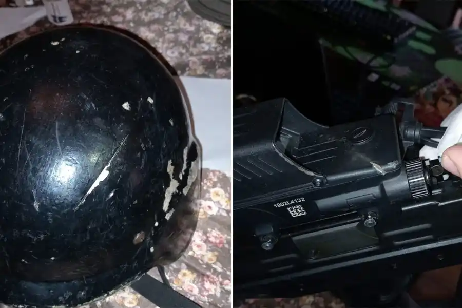 ATAQUE. Así quedaron el casco y el arma del policía del grupo CERO.