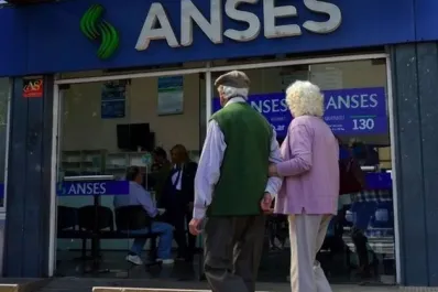 El poder adquisitivo de las jubilaciones mínimas cayó un 30% desde la asunción del nuevo Gobierno