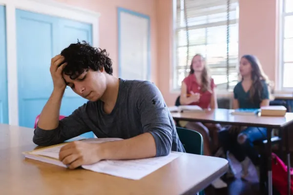La crisis de salud mental estudiantil obliga a las universidades de EE.UU. a tomar medidas