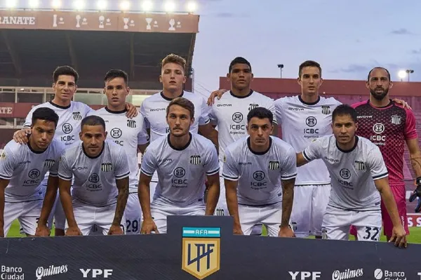 El futbolista que fue presentado en su nuevo club y no sumó ni un minuto por una arritmia cardíaca