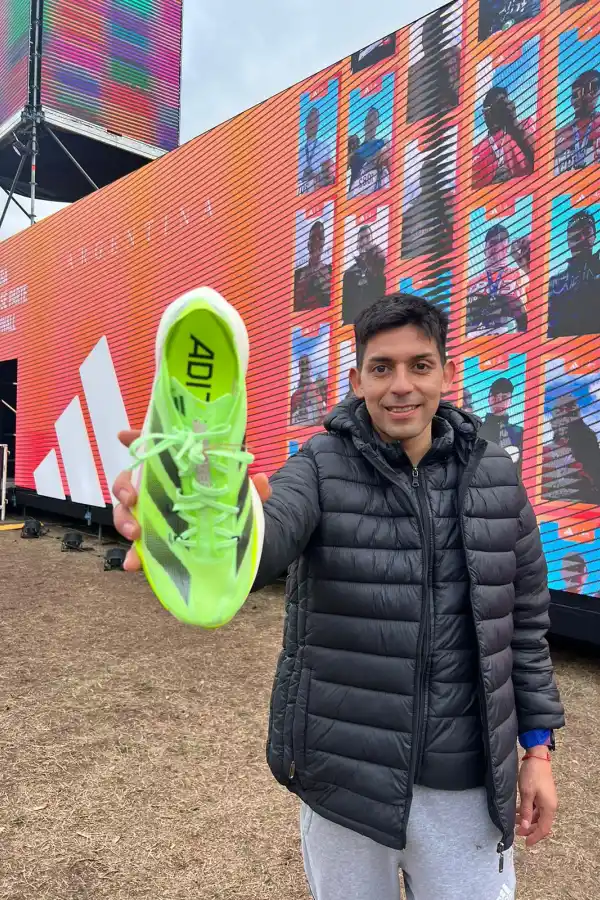 “Chava”, después de recuperarse del desgarro, fue el mejor tucumano en la Media Maratón de Buenos Aires y antes de Valencia, le apunta a los 21K LA GACETA