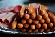 Qué alimentos evitar después de los 50 para cuidar la salud, según expertos