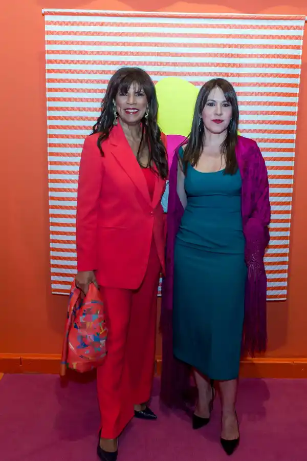 La muestra de Agatha Ruiz de la Prada y un reconocimiento por su aporte a la moda sustentable